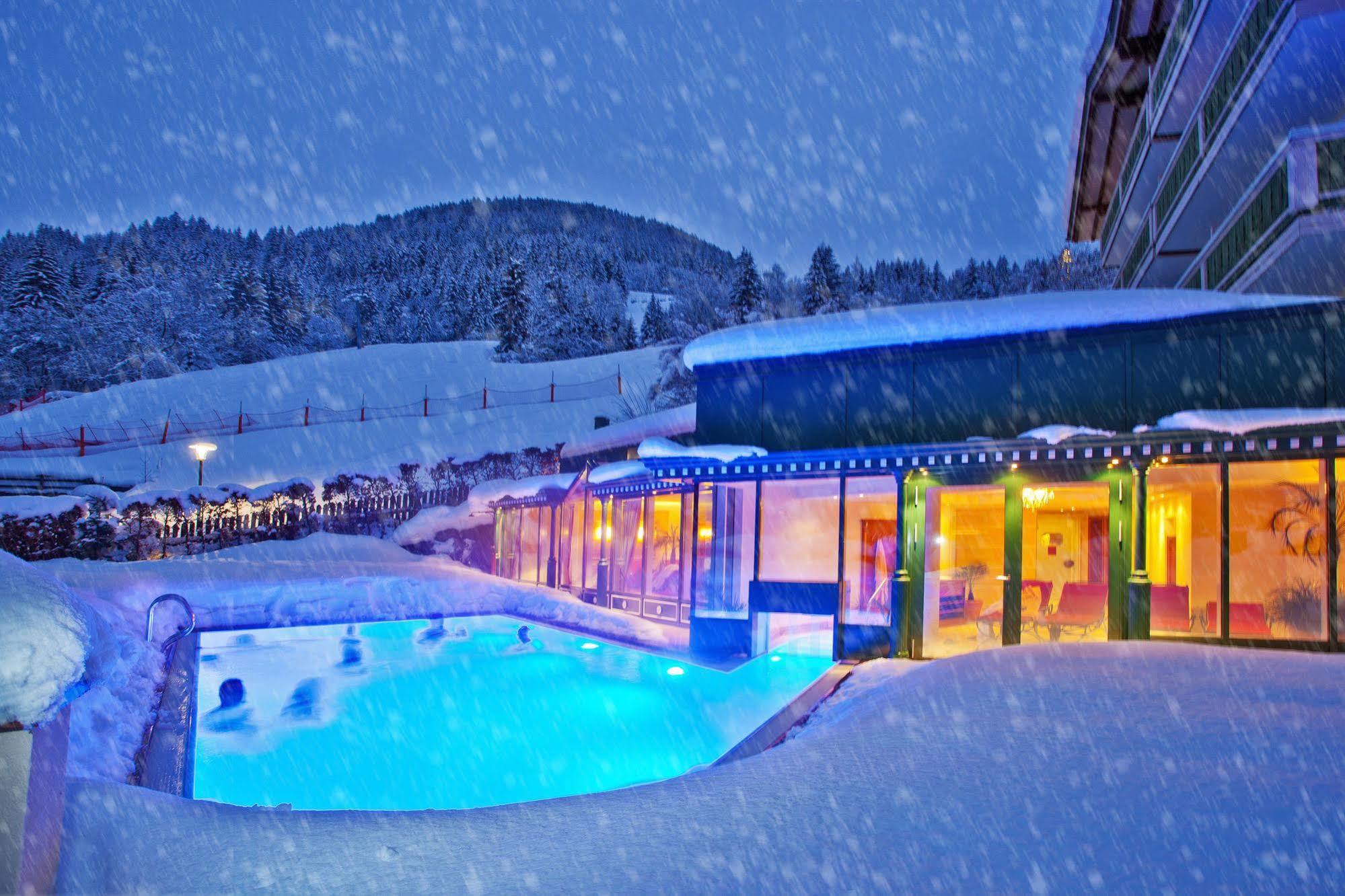 Hotel Berner ツェル アム ゼー エクステリア 写真